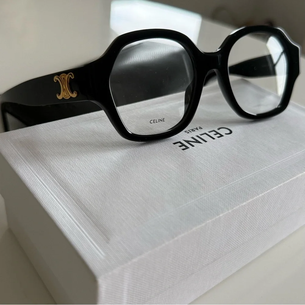 Celine Triomphe Glossy Black Eyewear with Case - Picture 4 of 5